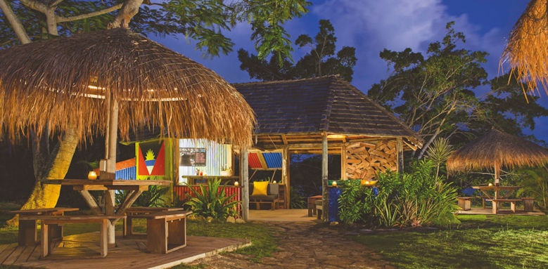 Xanadu Resort, rum shack