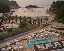 Cala San Miguel The Club