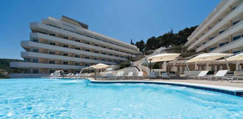 Lafodia Sea Resort, exterior & pool