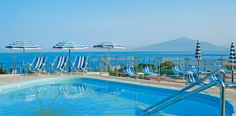 Grand Hotel De La Ville, pool