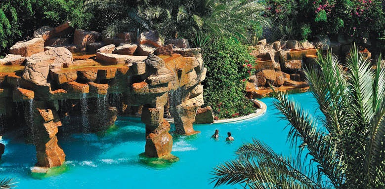 Baron Palms Resort, pool