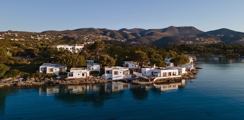 Minos Beach Art Hotel, overview