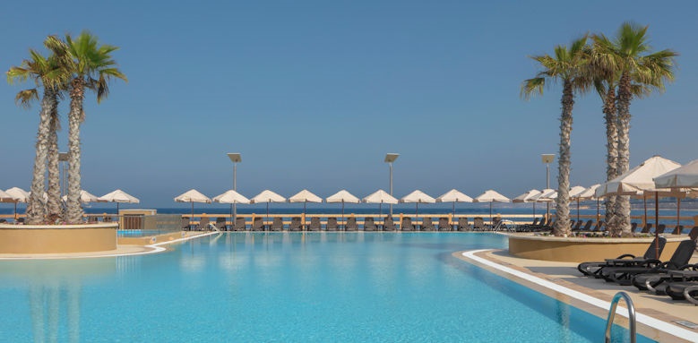 The Westin Dragonara Resort, pool deck