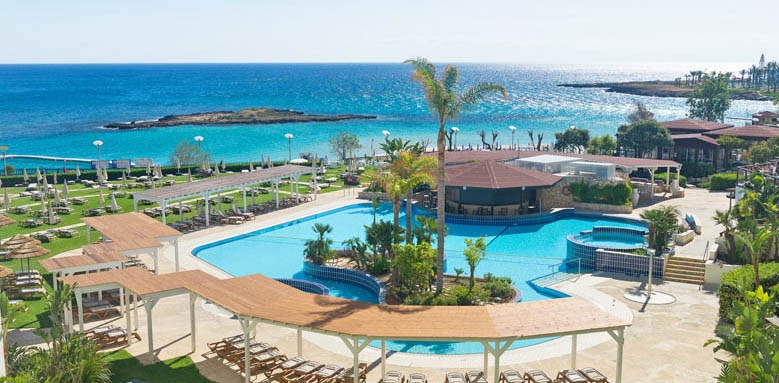 Capo Bay, pool