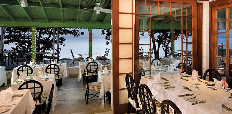 Mango Bay, restaurant