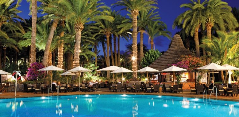Seaside Palm Beach, african bar