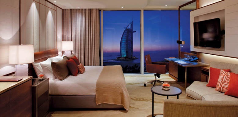 Jumeirah Beach Hotel Dubai