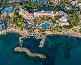 Coral Beach Hotel & Resort
