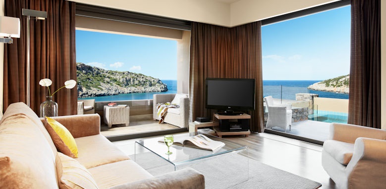 Daios Cove, one bed waterfront villa with pool