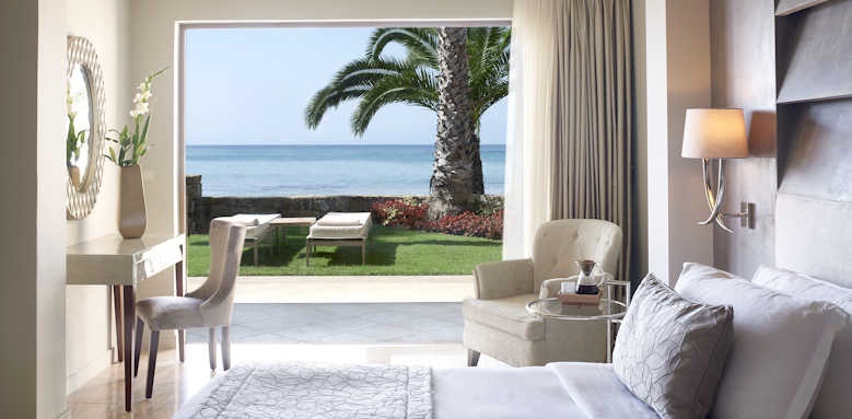 Sani Asterias Suites, beach front suite