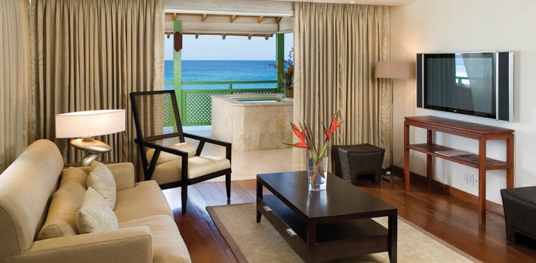 Mango Bay, penthouse suite living room